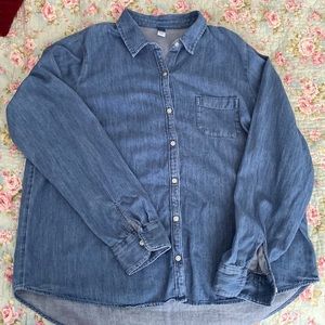 Old Navy XL Tall chambray shirt